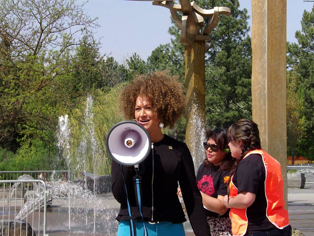 Race-Faker Rachel Dolezal New Racy Pics Scandalize Twitter Rachel Dolezal
