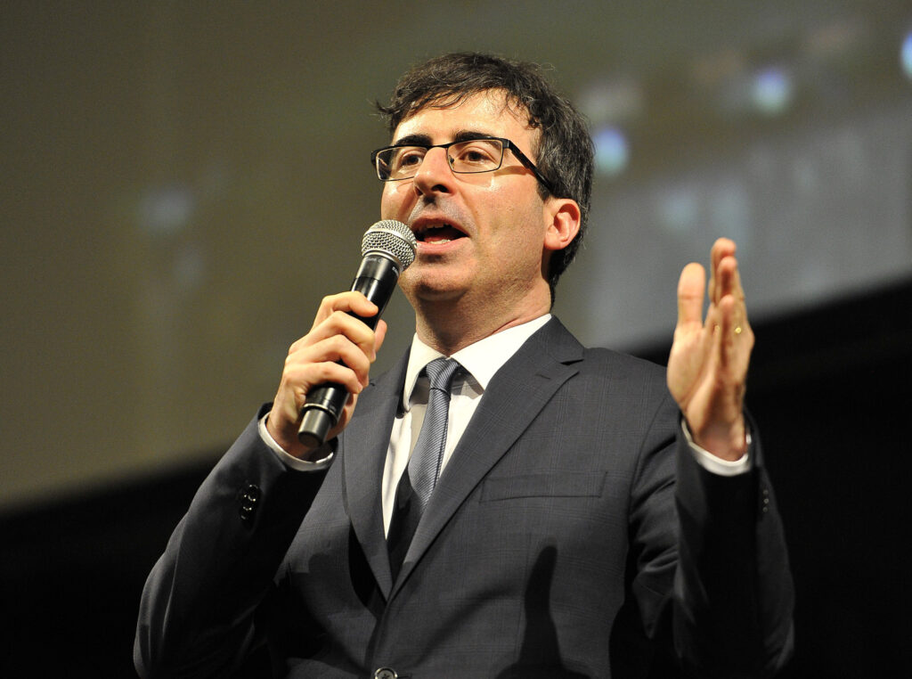 Americans Torch John Oliver For Trying To ‘Bribe’ Justice Clarence Thomas To Retire From Supreme Court John Oliver