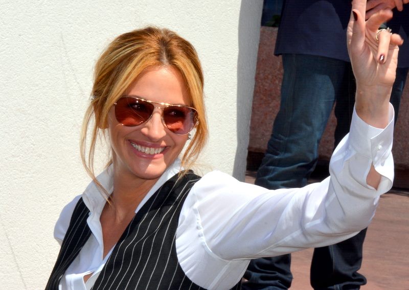 Julia Roberts Takes Heat For Complaining About Looters After Throwing Her Money Behind Soft-On-Crime Polices Julia Roberts