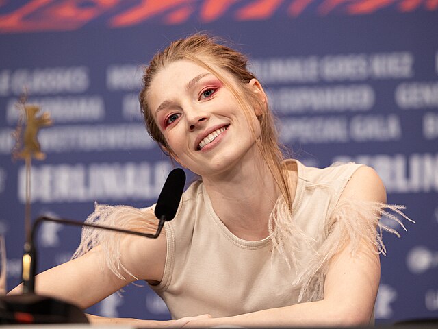 HBO Star Blasts Trump Over Passport Change Hunter Schafer
