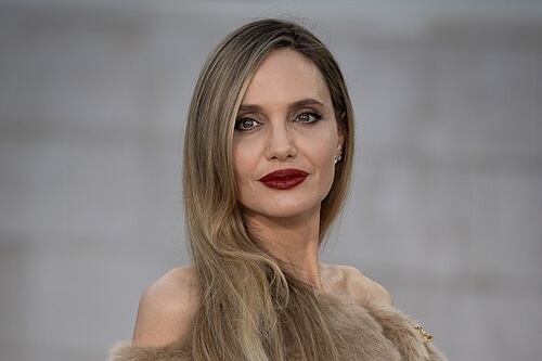 Angelina Jolie Claims She No Longer Recognizes America Angelina Jolie